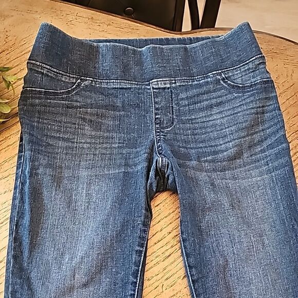 Maternity jeggings size 2 Isabel Maternity by Ingrid & Isabel - Picture 2 of 13